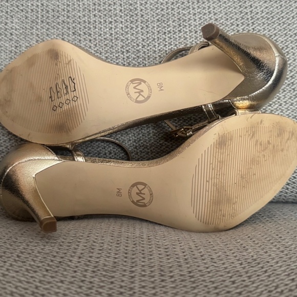 Michael Kors Simone Mid Sandal Pale Gold Shoes Size 8 - Picture 8 of 10